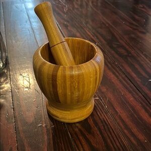 Wooden Mortar and Pestle Set